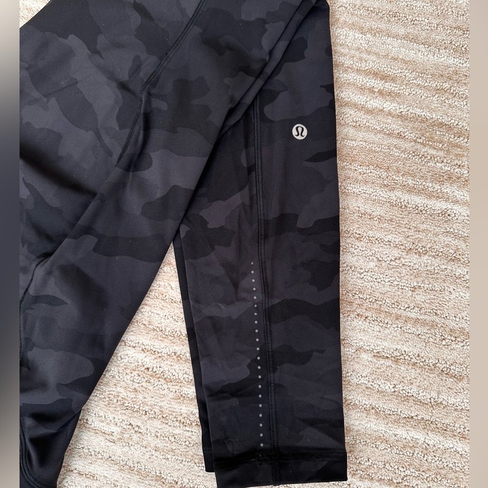 Lululemon Swift Speed High-Rise Tight 28" Heritage 365 Camo Deep Coal Multi - Picture 7 of 16